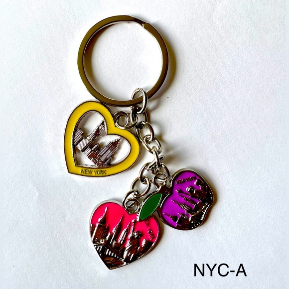 🦚2/$20🦚New York City charm keychain key holder charms. - Picture 5 of 7